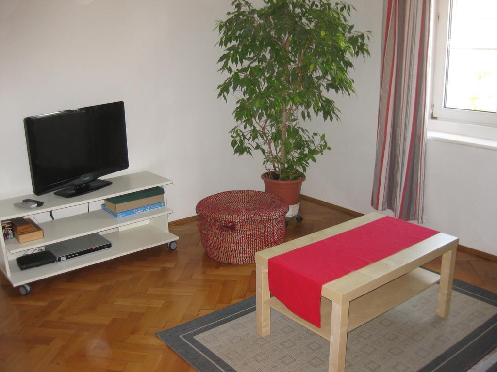 Appartement St. Leonhard Graz Exterior foto